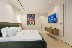 Tropez- 2 Bedroom Admiralty Way