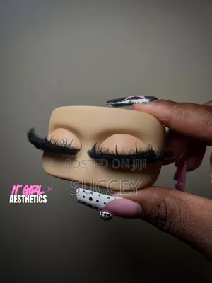 Strip Lash Extension