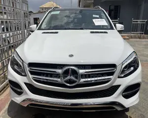 Mercedes-Benz GLE-Class GLE 350d 4MATIC 2017 White