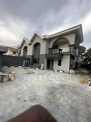 3bdrm Duplex in Lekki Phase 1 for rent