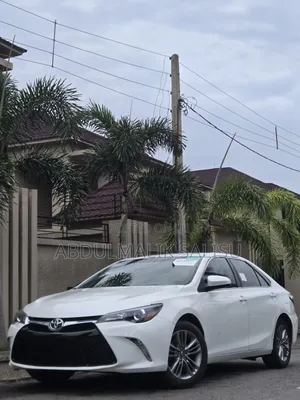 Toyota Camry 2016 White