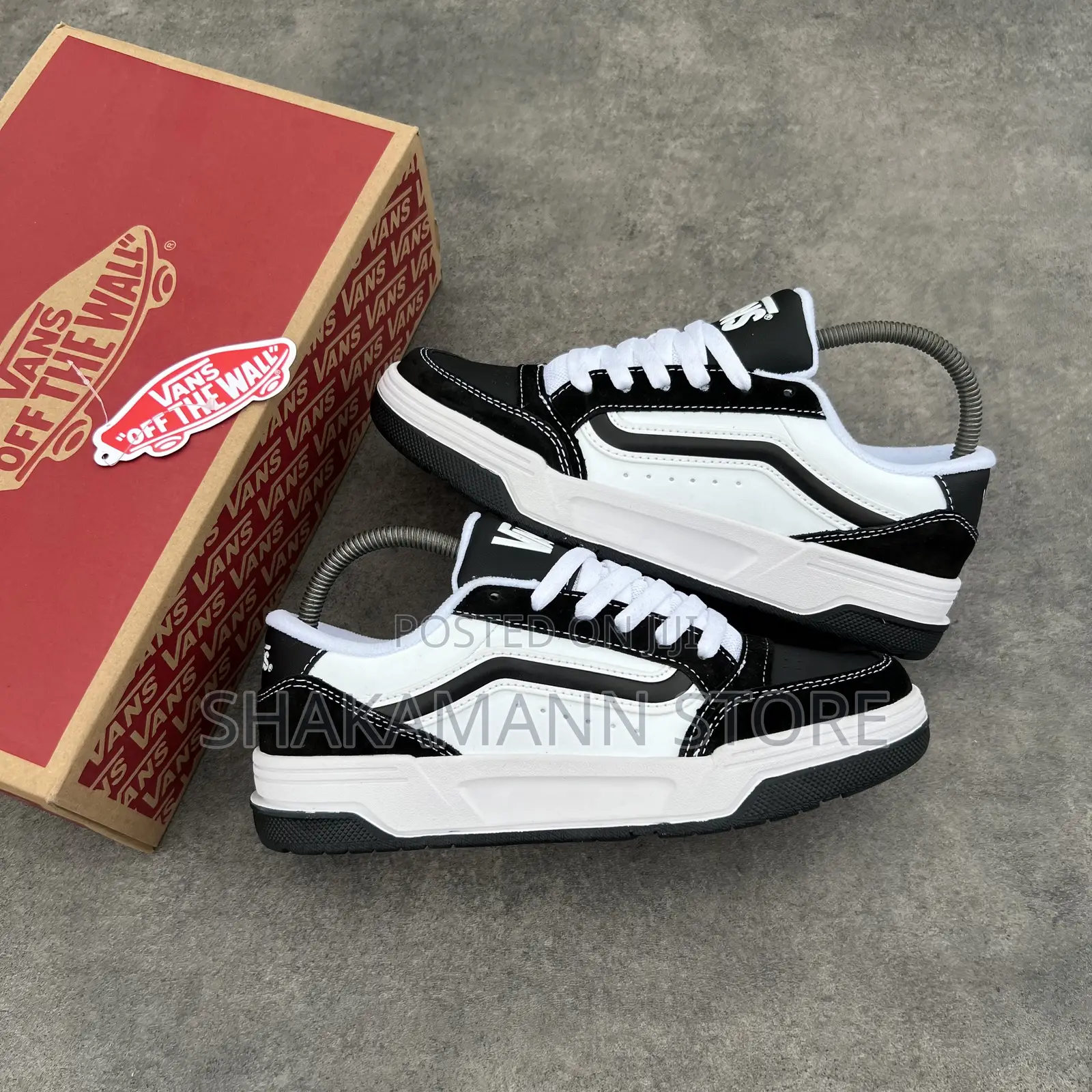 Original Hylane Vans Black and White