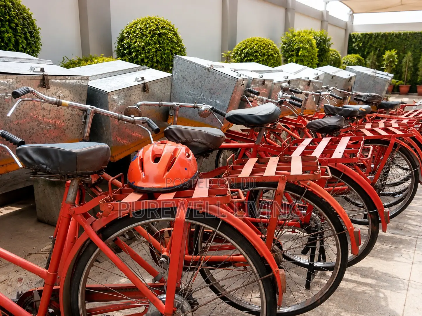 Mobile Drinks Sales Bicycle With Metal Cooler Box
