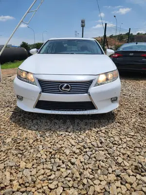 Lexus ES 350 FWD 2013 White