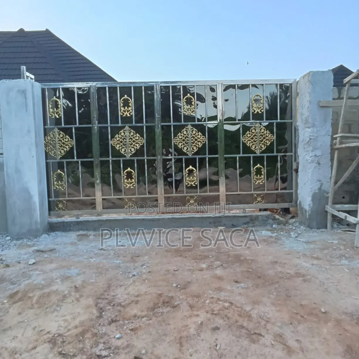 Stainless Steel Black Gate