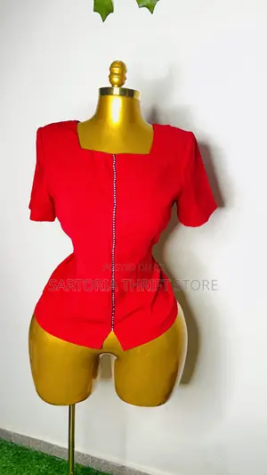 Women’S Fitted Office Blouse