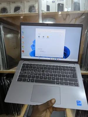 Laptop Dell Latitude 5440 16GB Intel Core i5 SSD 256GB