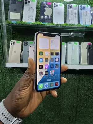 Apple iPhone XR 64 GB White