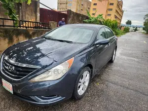 Hyundai Sonata 2011