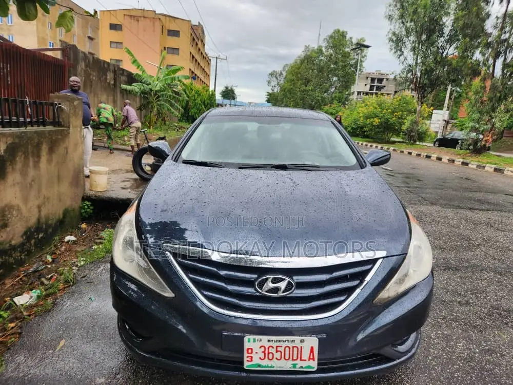 Hyundai Sonata 2011