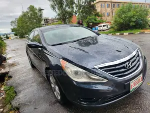 Hyundai Sonata 2011