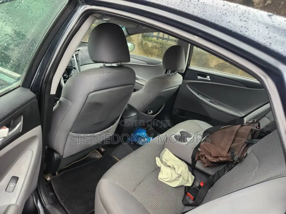 Hyundai Sonata 2011