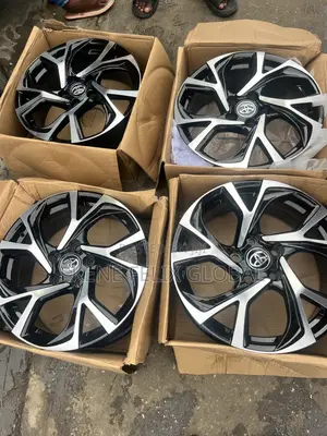 17rim Toyota Motors Lexus