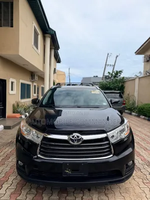 Toyota Highlander XLE V6 4x4 (3.5L 6cyl 6A) 2016 Black