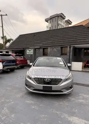 Hyundai Sonata Limited 4dr Sedan (2.4L 4cyl 6A) 2015 Gray