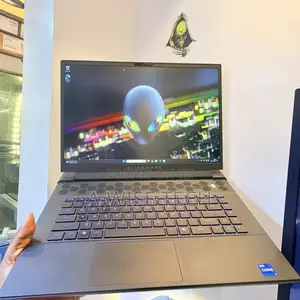 Laptop Alienware M16 R1 16GB Intel Core i7 SSD 1T