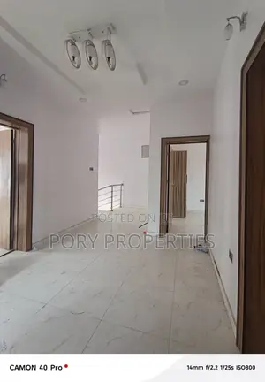 Furnished 2bdrm Apartment in Parkview Estate for sale
