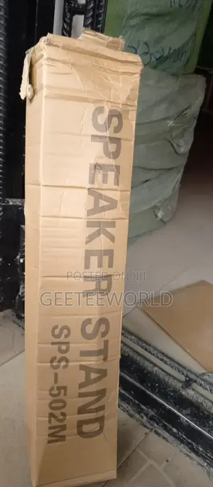 Zealot Speakers Stand