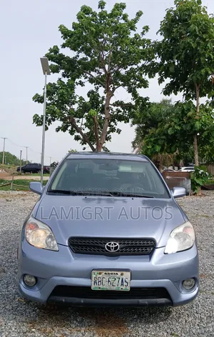 Toyota Matrix Hatchback FWD (1.8L 4cyl 5M) 2007 Blue
