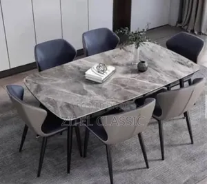 6 Seaters Classic Luxury Dining Table
