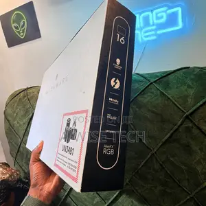Laptop Alienware M16 R1 16GB Intel Core i7 SSD 1T