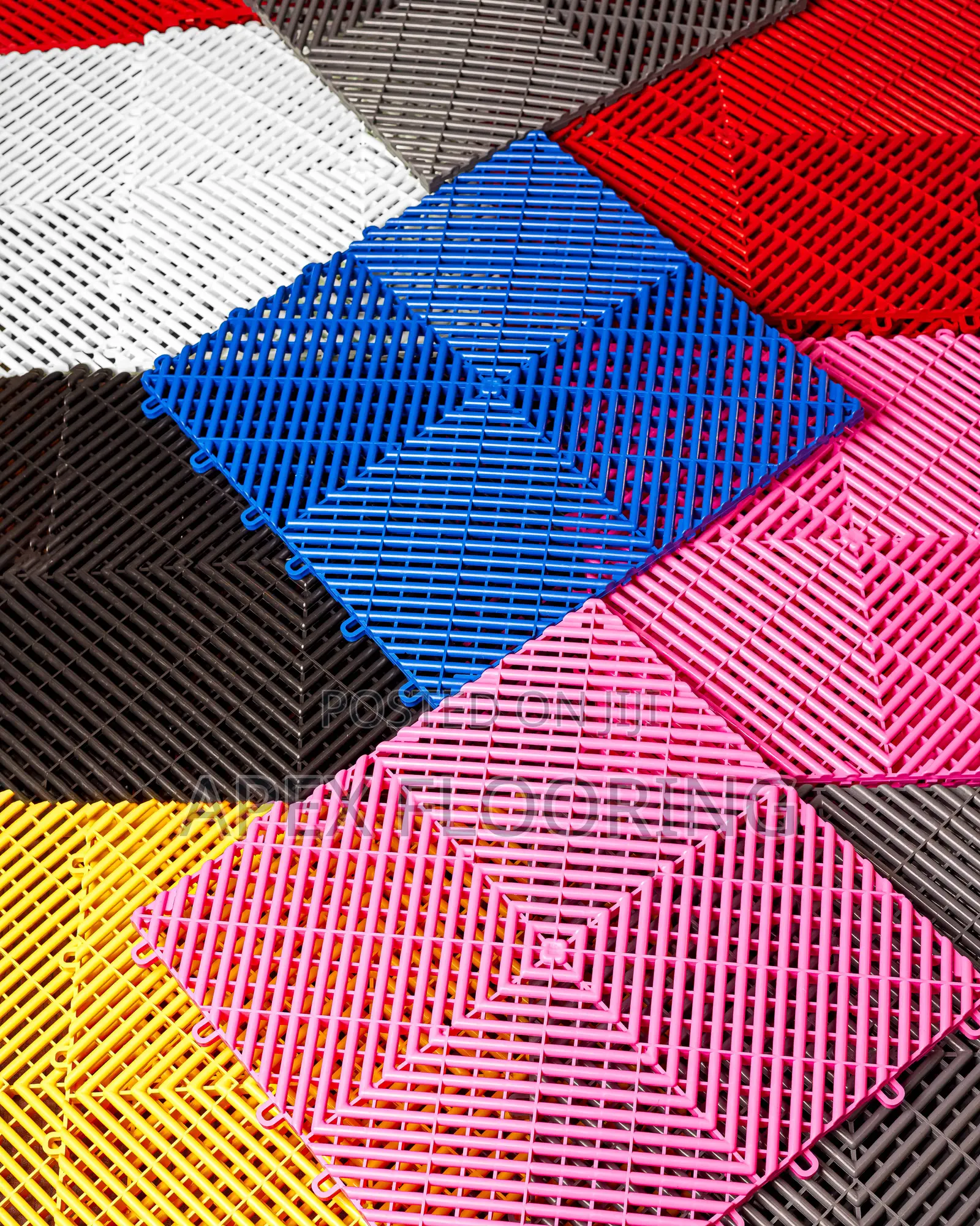 Modular Plastic Flooring Tiles