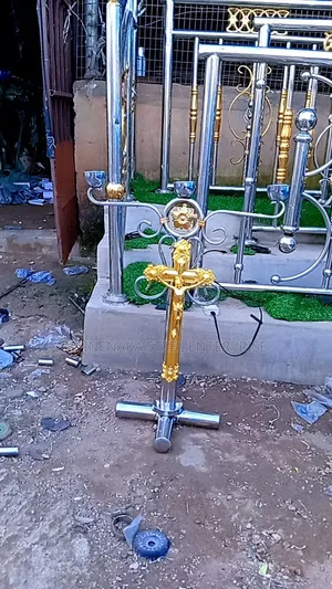 3 Silver Candle Stand
