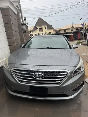 Hyundai Sonata Limited 2.0T Seban (2.0L 4cyl 6A) 2016 Gray
