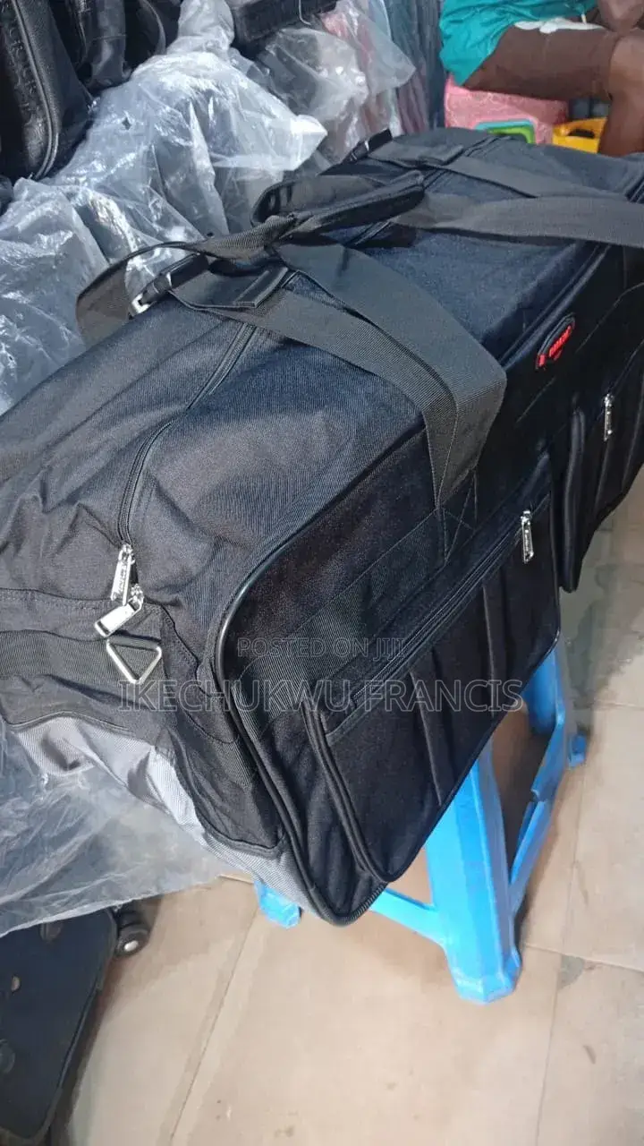 Omaya Travelling Bag