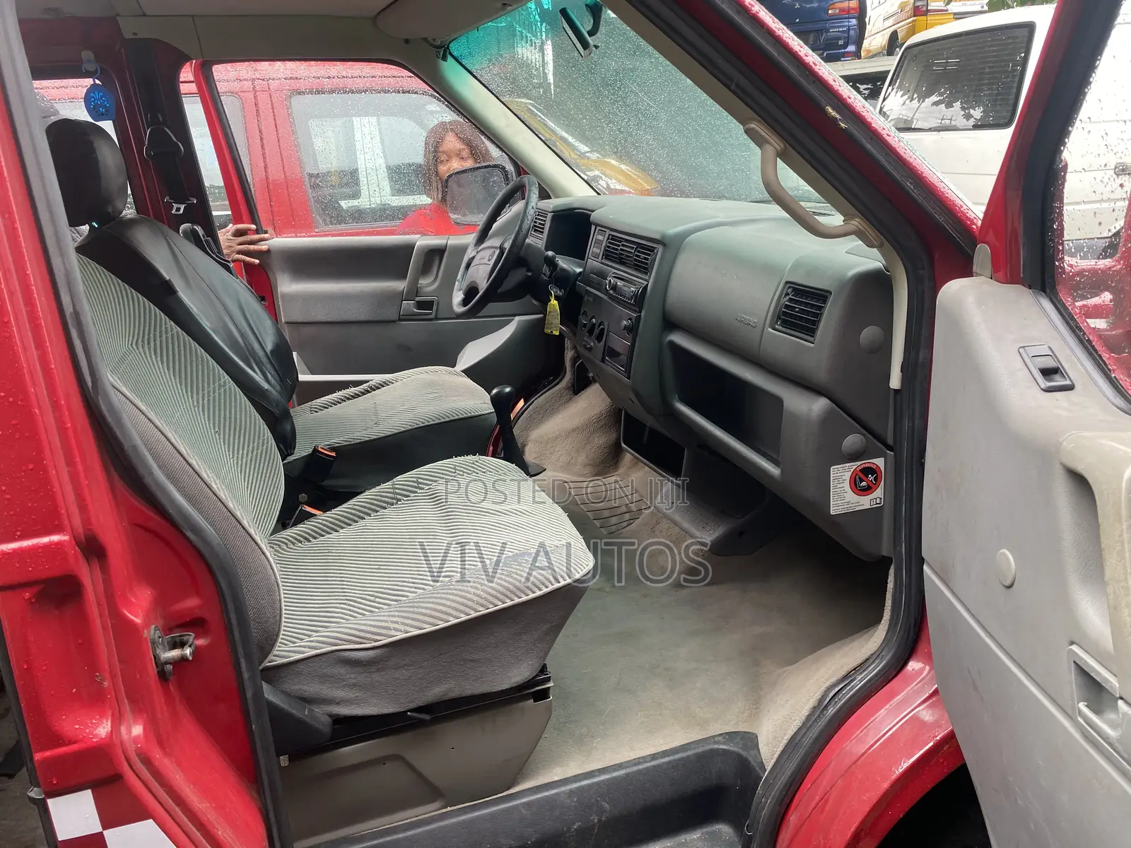 Volkswagen Transporter 2001 Red