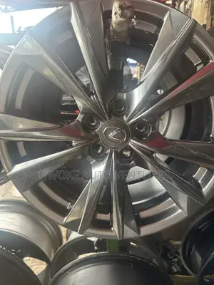 17 Inches for Lexus Es350 2020 Model