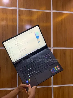 Laptop MSI GS66 Stealth 11UH 16GB Intel Core i7 SSD 512GB