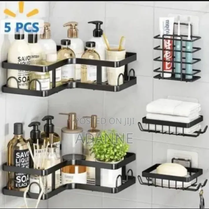 Adanneessentials