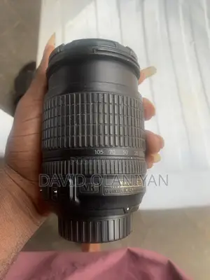 Nikon 18-105mm Lens