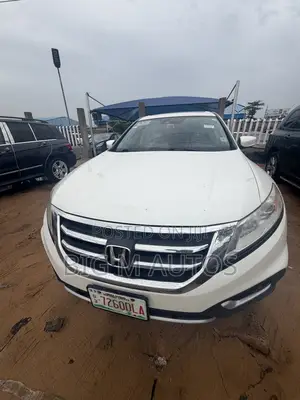 Honda Accord Crosstour 2010 White