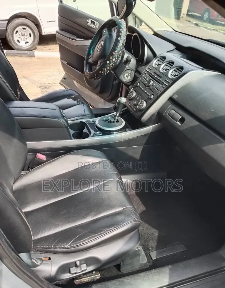 Mazda CX-7 2010 Silver