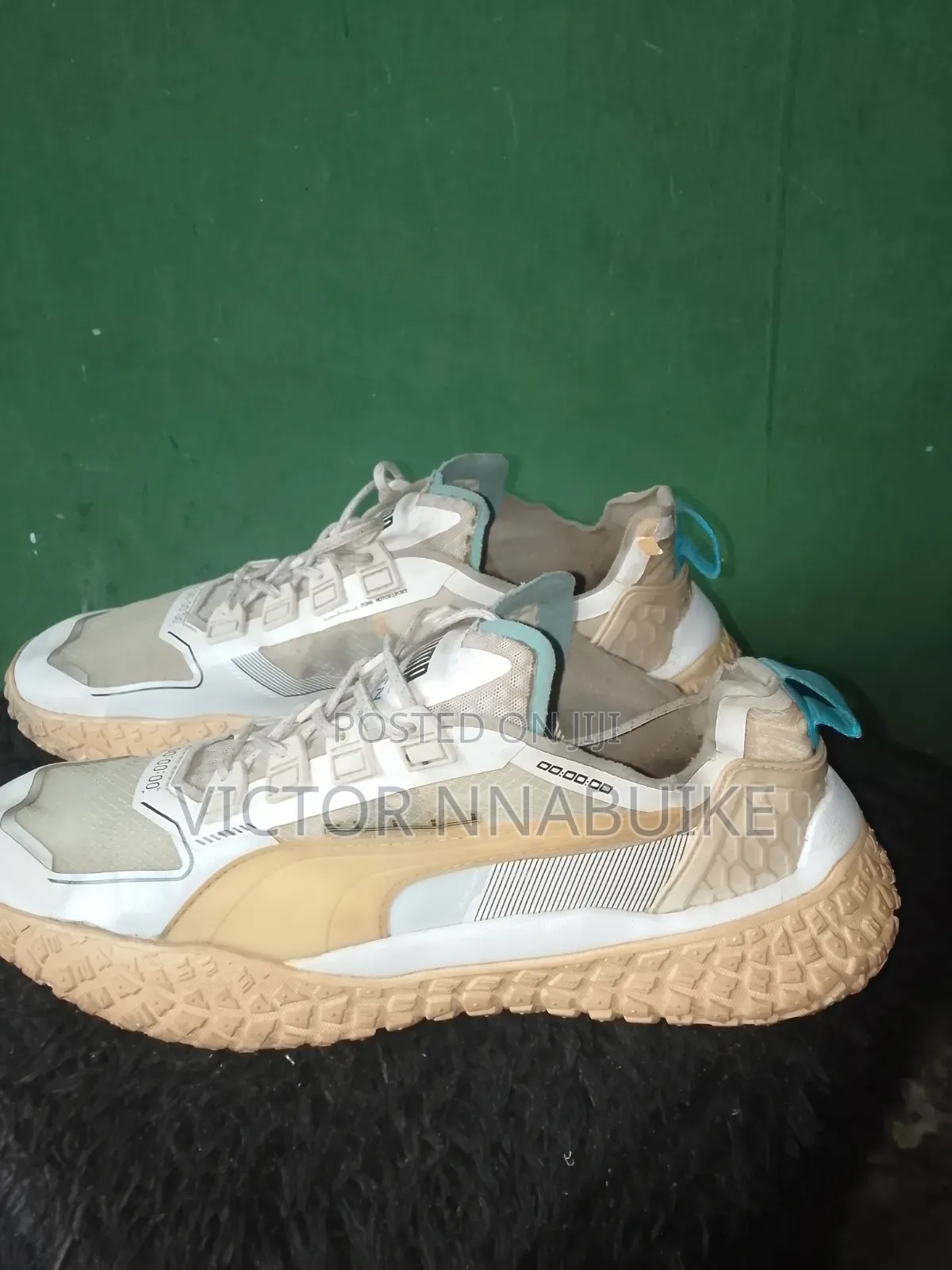 Puma Sneakers