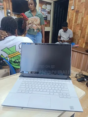 Laptop Dell Allenware M15 R5 16GB Intel Core i7 SSD 512GB
