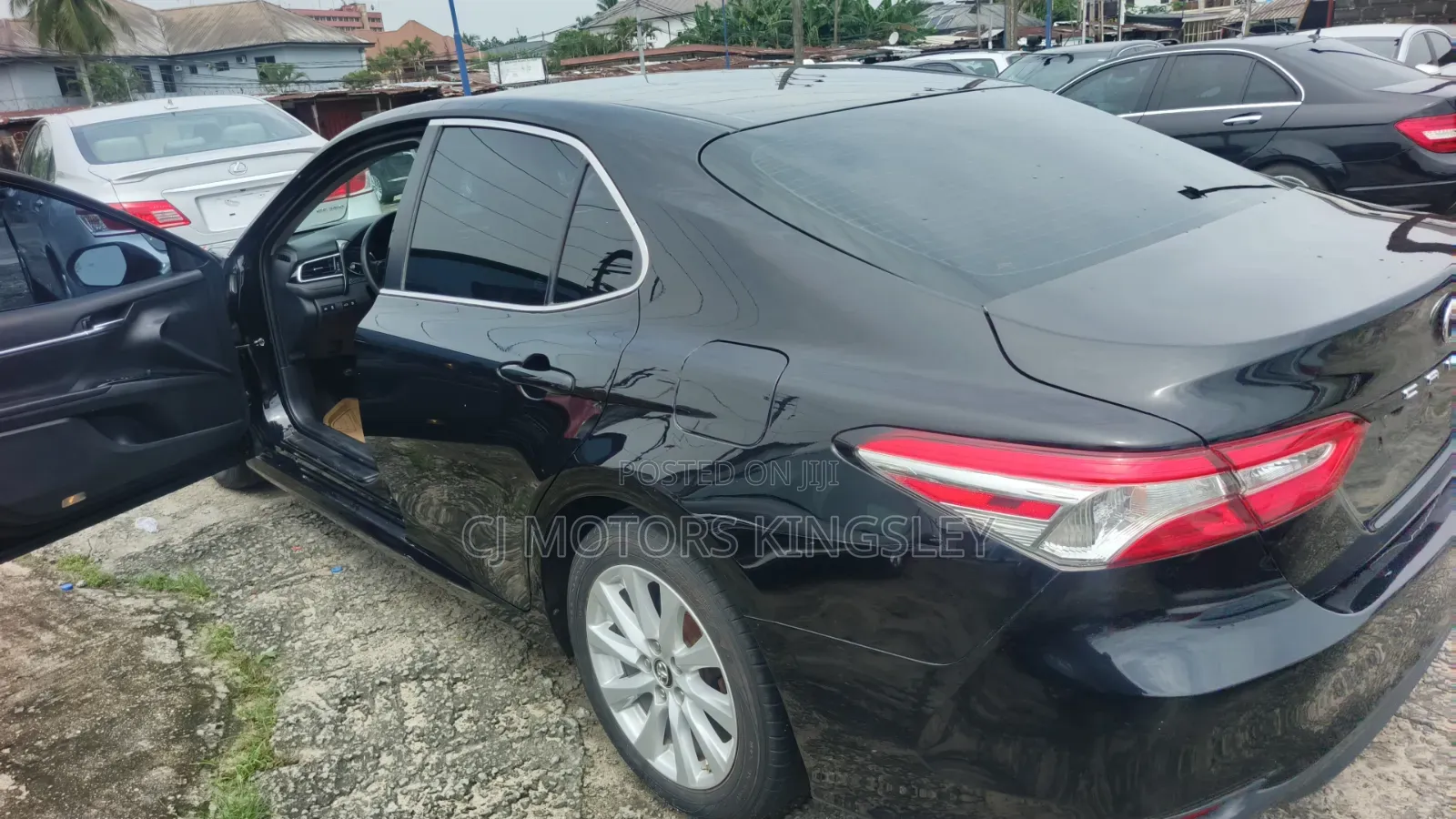 Toyota Camry 2019 Black