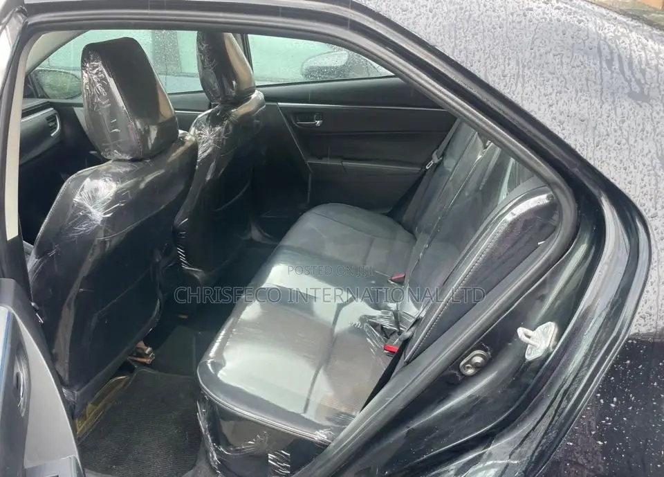 Toyota Corolla LE Eco 4dr Sedan (1.8L 4cyl CVT) 2015 Black