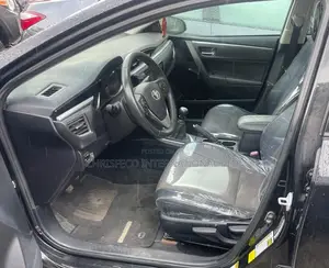 Toyota Corolla LE Eco 4dr Sedan (1.8L 4cyl CVT) 2015 Black