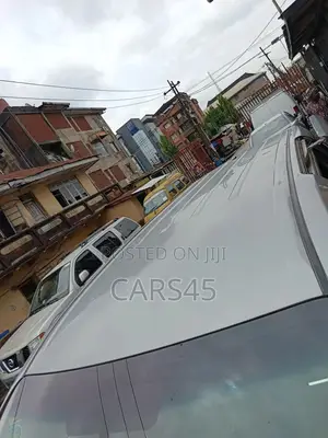 Toyota Sienna 2012 Silver