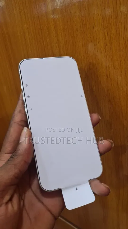 Apple iPhone 13 128 GB White
