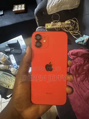 Apple iPhone 12 128 GB Red