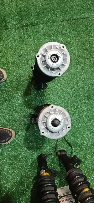 Front Shocks BMW G05 G06 X7