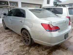 Toyota Avalon 2006 Silver
