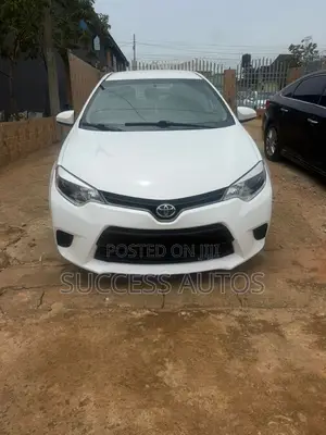 Toyota Corolla 2016 White