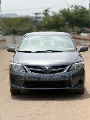 Toyota Corolla LE 4dr Sedan (1.8L 4cyl 4A) 2012 Gray