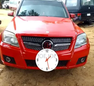 Mercedes-Benz GLK-Class 2010 Red