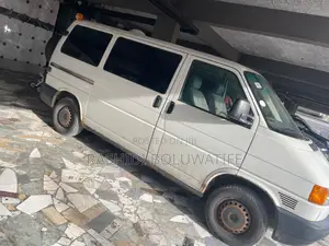 Volkswagen Transporter 2003 White